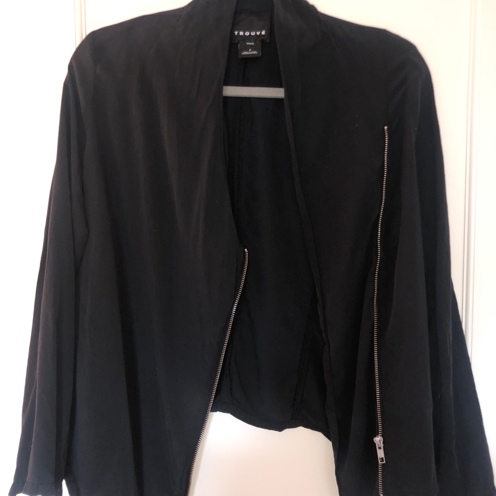 Trouve lightweight cross zip jacket